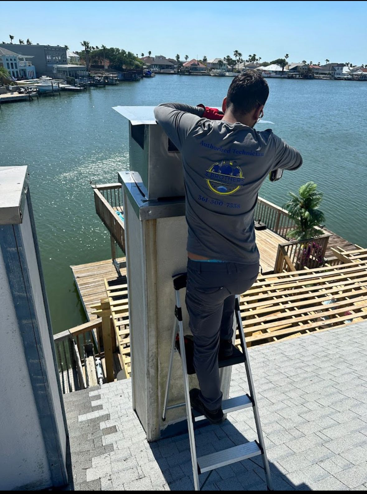 certified-chimney-technician-at-work